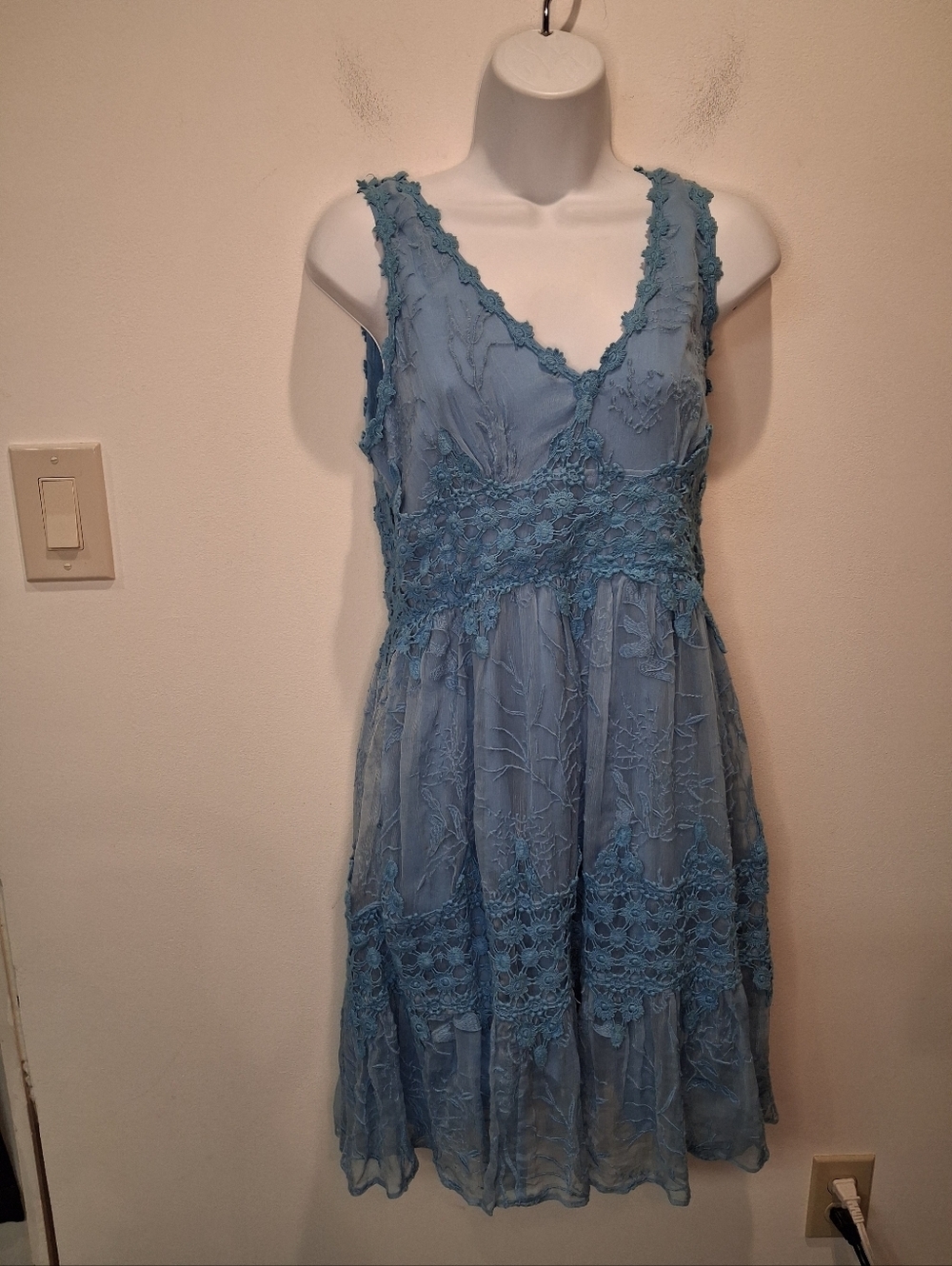 Ranna Gill Size Xs Blue Lace Fit&flare Dress